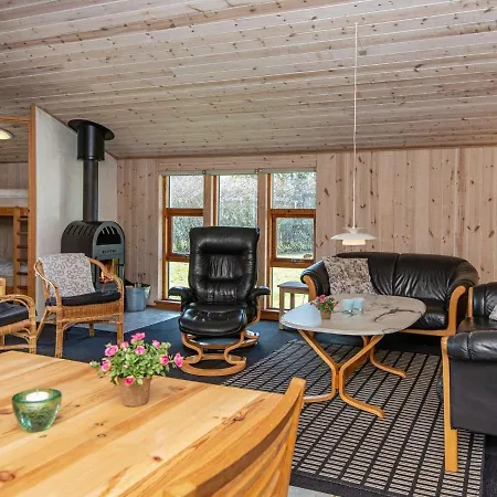 6 Person Holiday In Tarm
