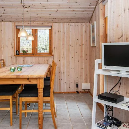 Hotell 6 Person Holiday In Tarm